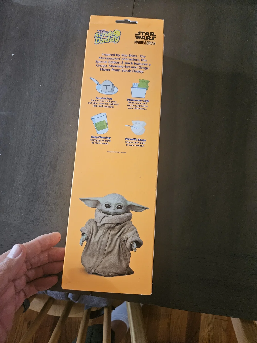 Scrub Daddy Kids Cleaning Sponges - Star Wars Mandalorian (Green, Gray, White)